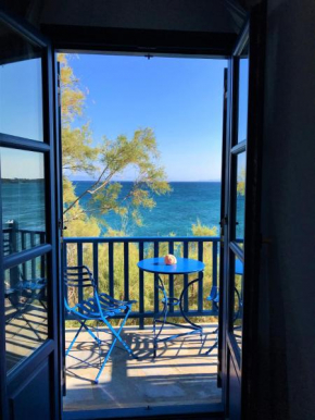 Cavos Studio by the sea